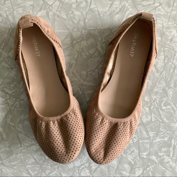 NWOT Sophie17 Blush Perforated Ballet Flat 7 - Picture 2 of 8